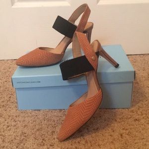 Antonio Melani - 6.5M - heels